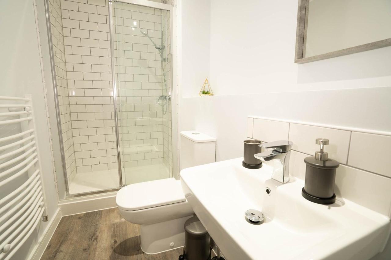 Deluxe Stay - Skyline Vistas & Top Amenities Birmingam Exterior foto